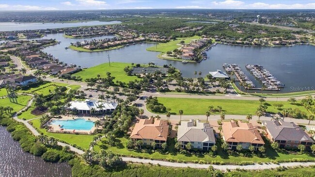 Building Photo - 920 Tidewater Shores Loop