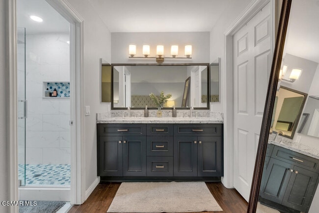 Building Photo - 491 Yorba Linda Pl