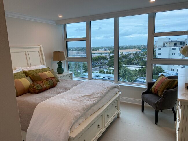 2nd bedroom - 1620 S Ocean Blvd