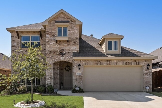 Building Photo - 3911 Holly Spgs Ln