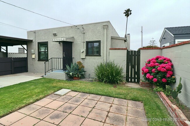 Building Photo - 625 Palm Dr