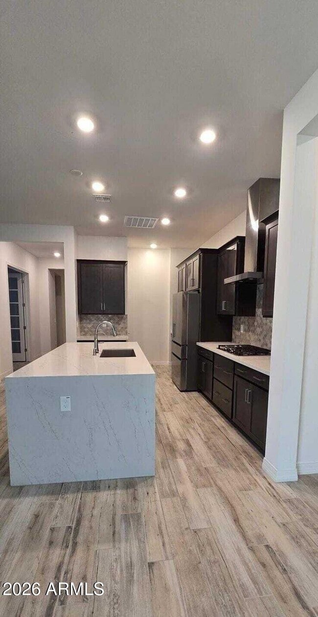 Building Photo - 22638 E Saddle Way