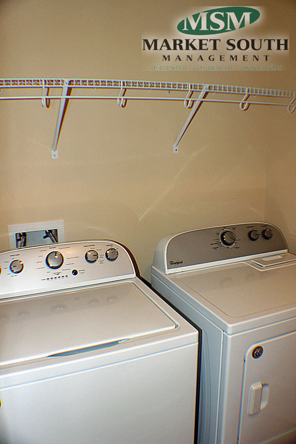 Building Photo - BLOOMINGDALE HOME