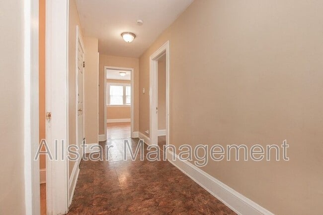 Building Photo - 7508 Theota Ave