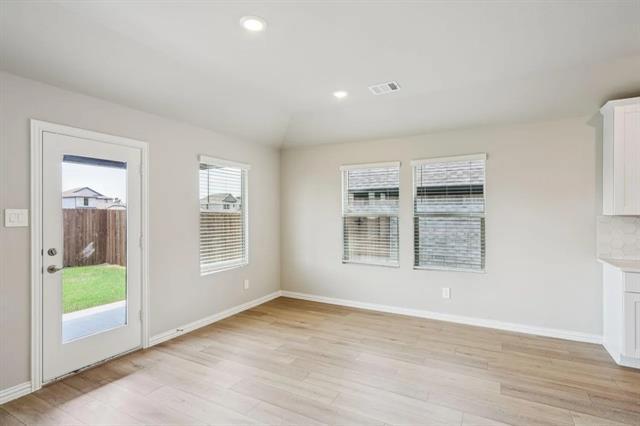 Building Photo - 512 Midnight Oak Dr