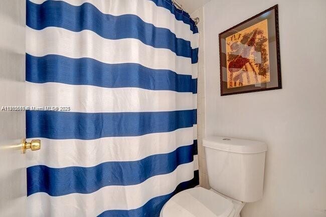 Building Photo - 9912 Hammocks Blvd