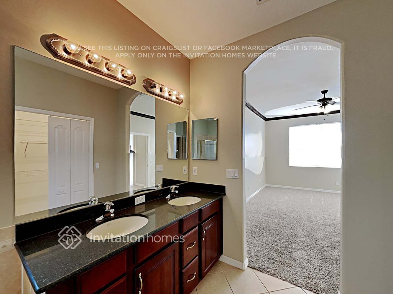 Building Photo - 3208 43rd Ave E