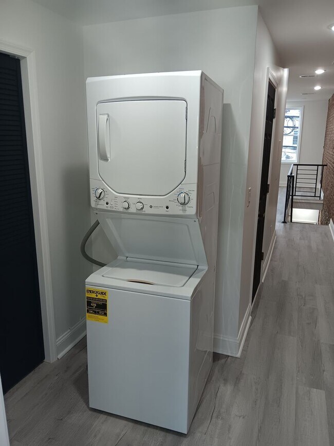 Building Photo - 3355 N 2nd St