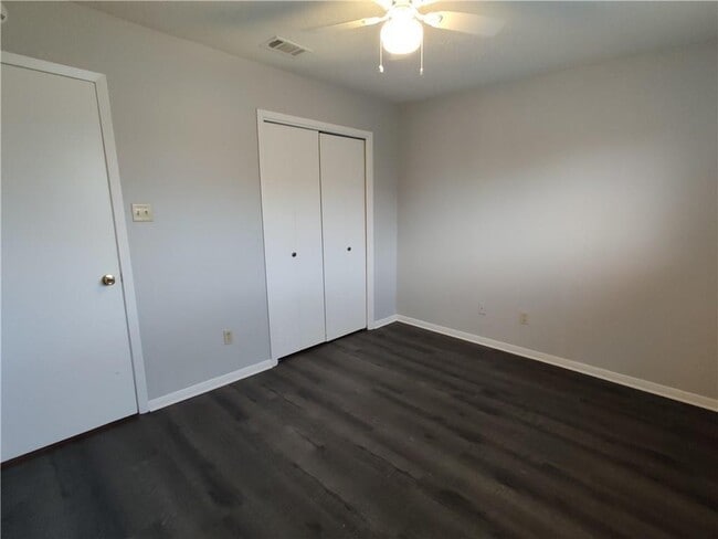 Building Photo - 8705 Schick Rd