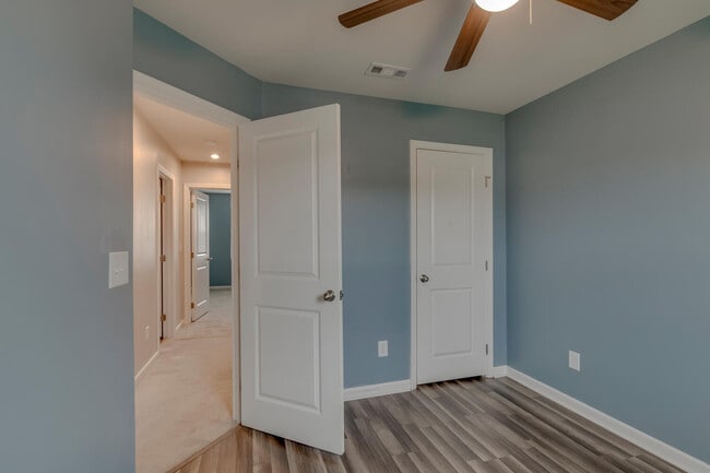 Building Photo - 2935 Winterberry Dr