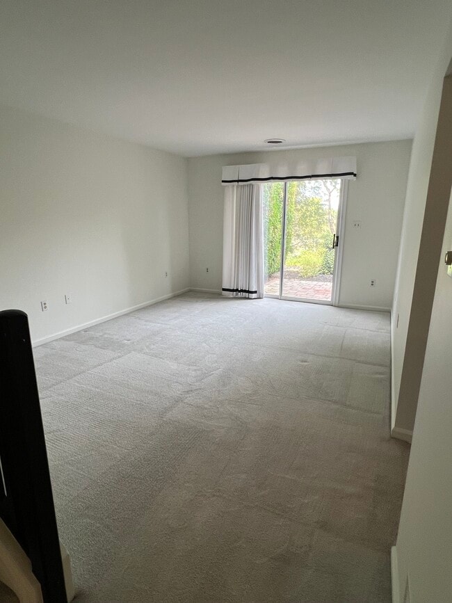 Building Photo - 1534 MacIntosh Way