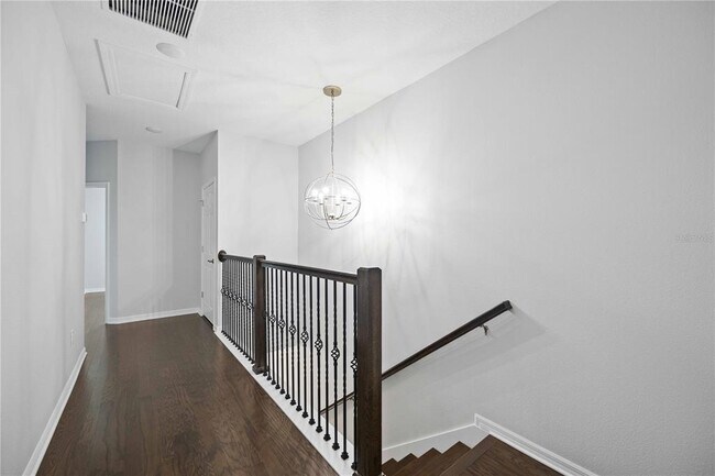Building Photo - 3040 Via Sienna Cir