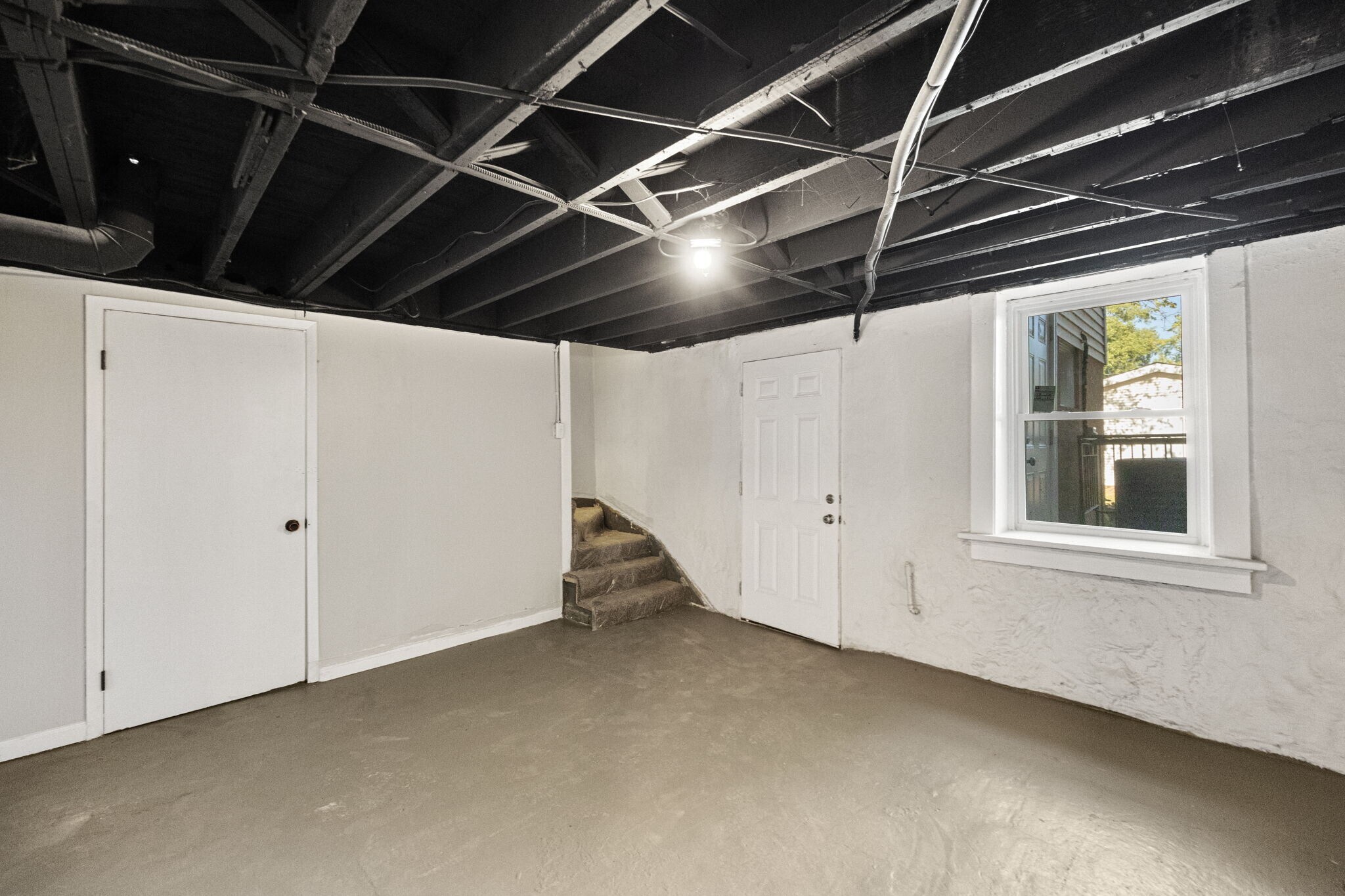Building Photo - 507 Davis St