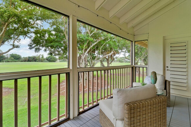 Building Photo - 438 Brackenwood Ln S