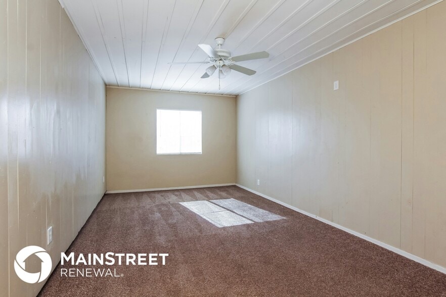 Building Photo - 4902 W Mulberry Dr