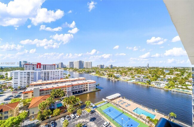 Building Photo - 2017 S Ocean Dr