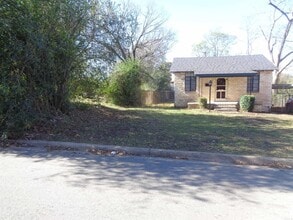 Building Photo - 2514 Johnson St