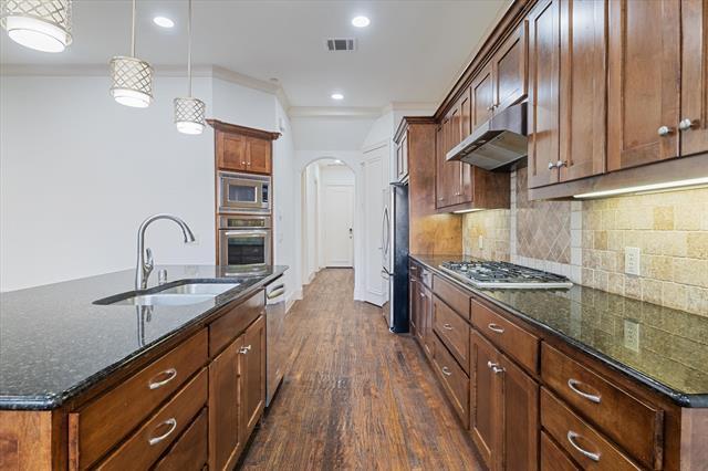 Building Photo - 14739 Stanford Ct