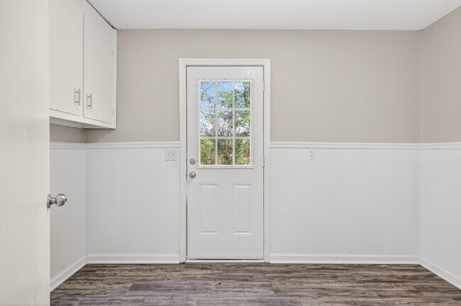 Building Photo - 4827 Bradyville Pike