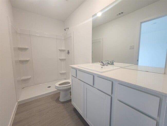 Building Photo - 906 Pertuso Ln