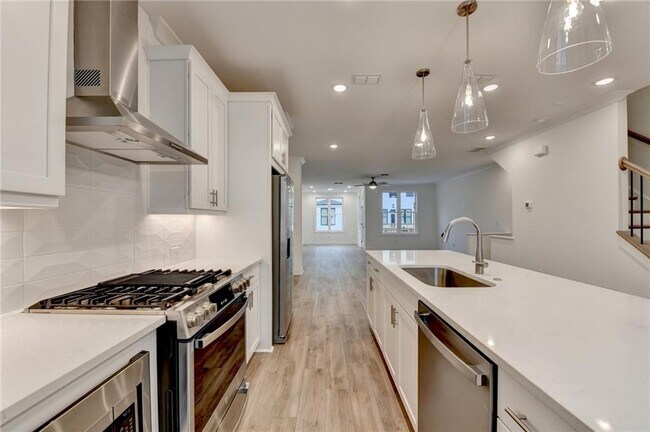 Building Photo - 5428 Howington Ct