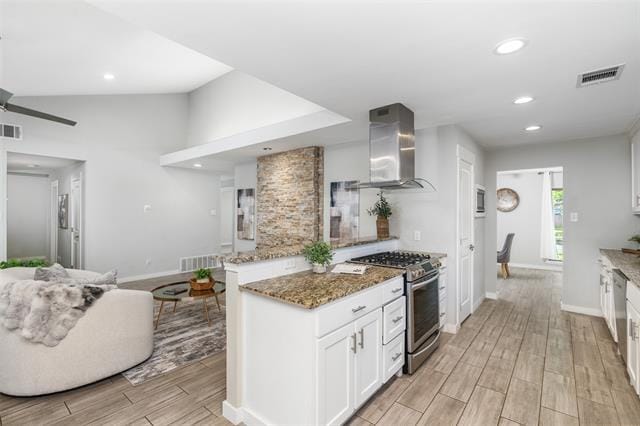 Building Photo - 12455 High Meadow Dr