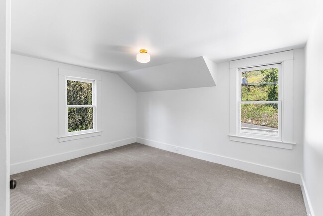 Building Photo - Freshly Remodeled Stunner Perched on the H...