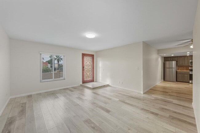 Building Photo - 17024 E Calle Del Sol