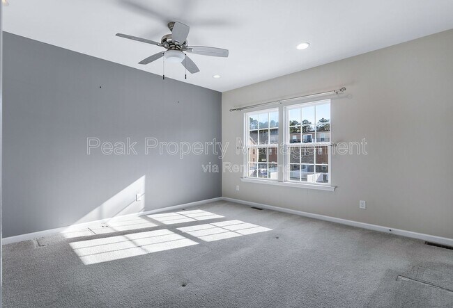 Building Photo - 11323 Sadler Walk Ln