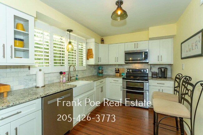 Building Photo - Charming 3-Bedroom Condominium in Birmingham!