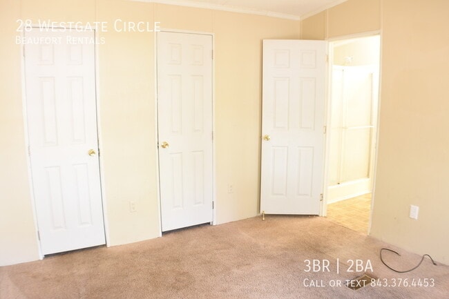 Building Photo - 28 Westgate Cir
