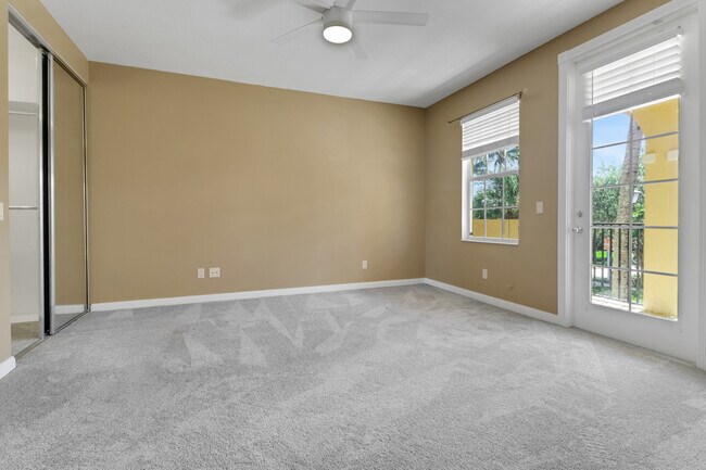 Building Photo - 28721 Alessandria Cir
