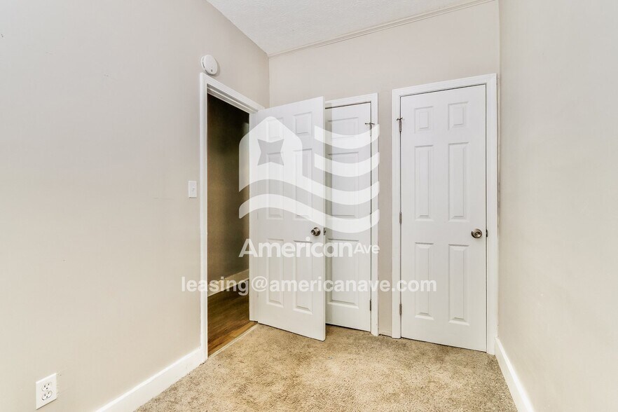 Building Photo - 2218 S Shelby St