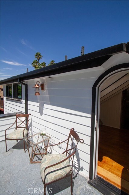 Building Photo - 11525 Moorpark St