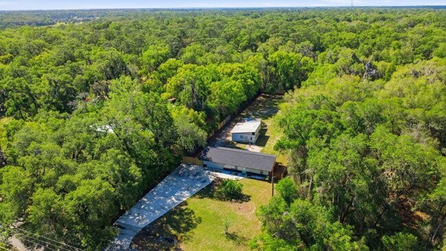 Building Photo - 550 E Minnesota Ave