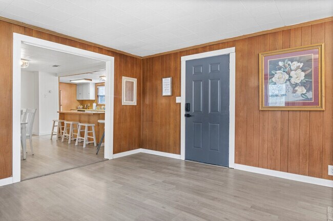 Building Photo - 10104 Johns Bayou Rd