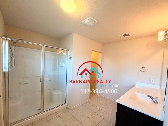 Building Photo - Available Now: Home in a Family Friendly Neighborhood
