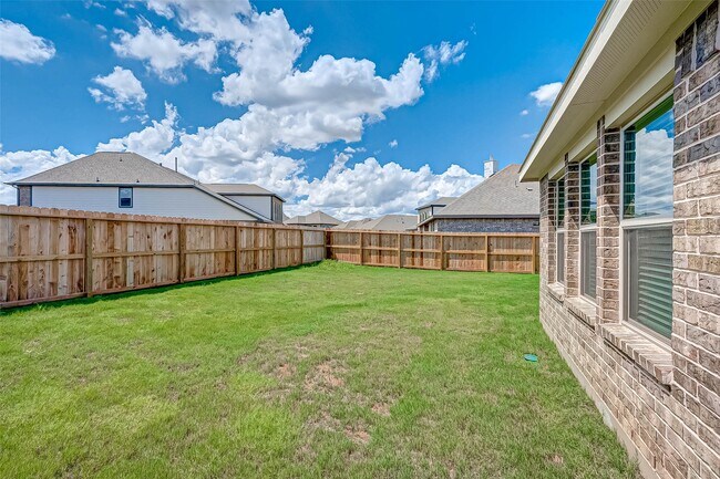 Building Photo - 2307 Green Kale Dr