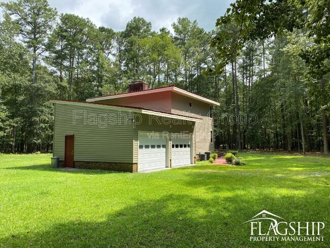 Building Photo - 1228 Forest Acres Dr