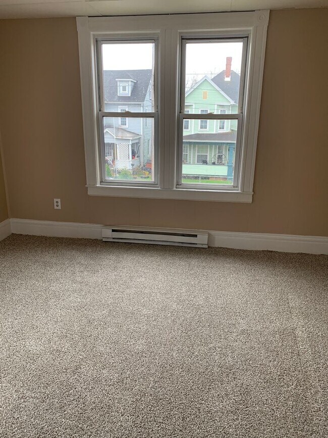 Building Photo - 1103 19th St