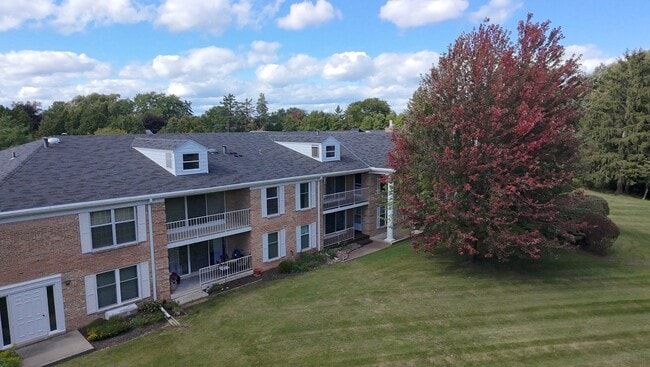 Building Photo - 937 Heritage Ct
