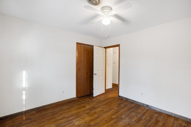 Building Photo - 205 Corey Ct