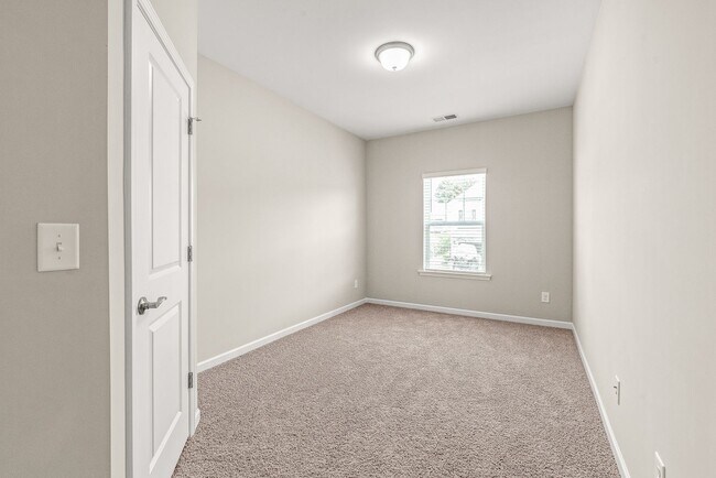 Building Photo - Beautiful 4 Bedroom Home in Gastonia