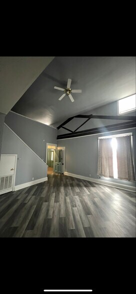 Building Photo - 11 S 2nd St