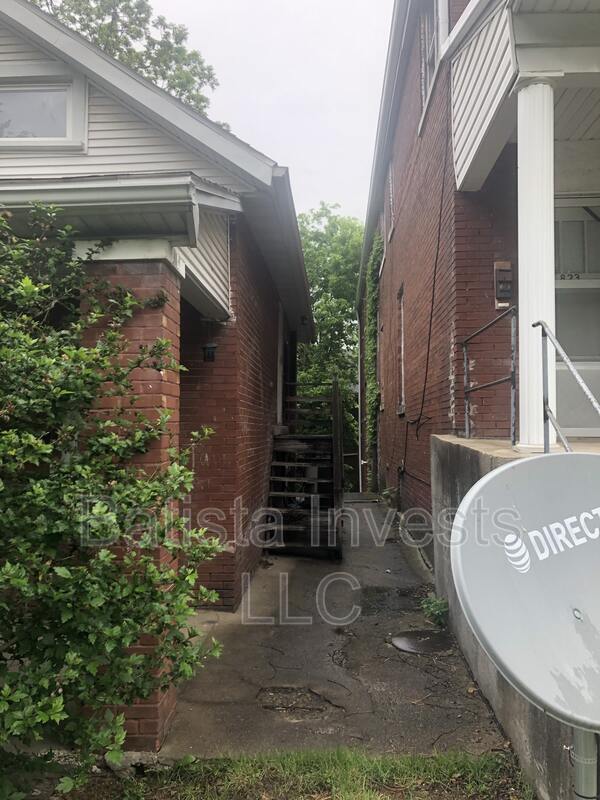 Building Photo - 821 E McCarty St