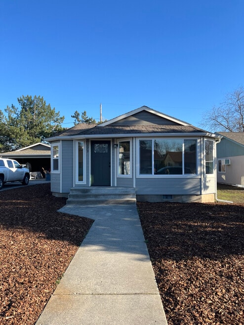 Building Photo - 179 Tausick Way