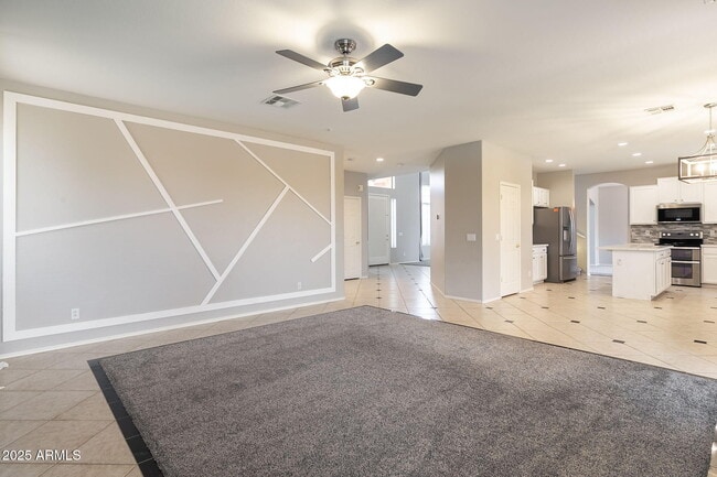 Building Photo - 6821 W El Cortez Pl