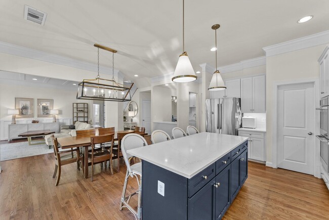 Building Photo - 4039 Cray Dr