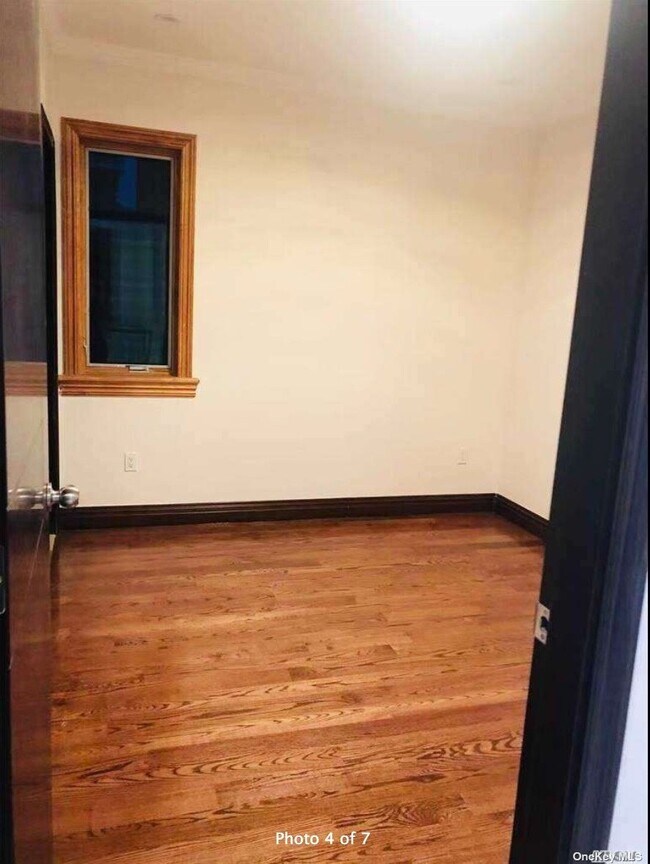 Building Photo - 196-32 45th Ave