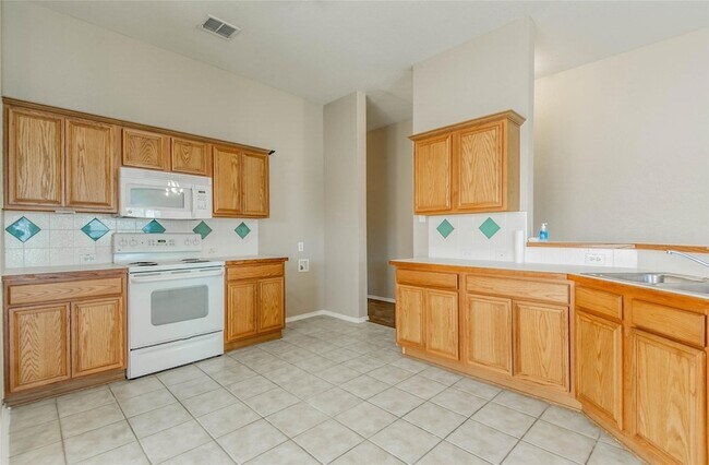 Building Photo - 4849 Carrotwood Dr